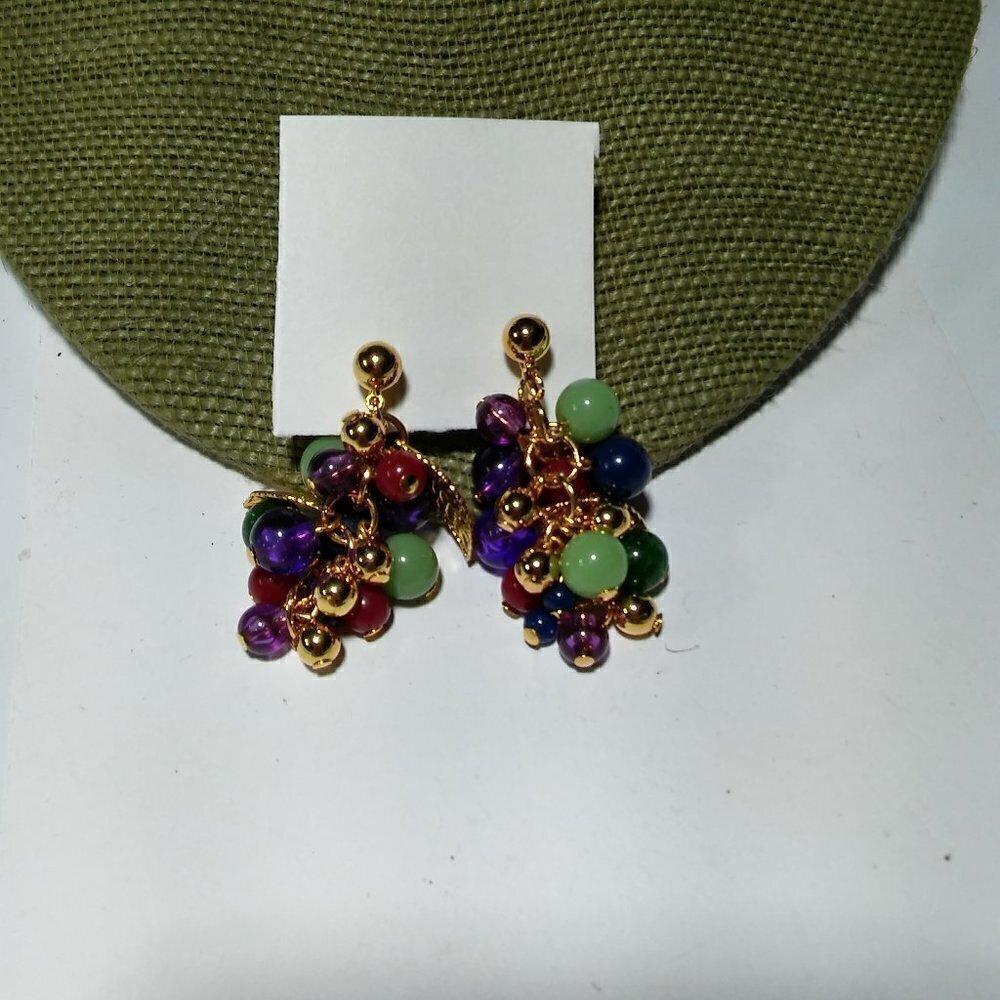 Women`s gold tone multi color beads dangle earring